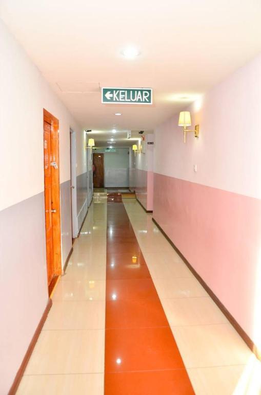 J &J Hotel Kota Kinabalu Eksteriør bilde
